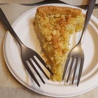 Delicious cake for dessert at Veg Eat in Bergamo