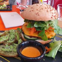 Burguer Yanomami at Sanissimo - Principe Pio in Madrid