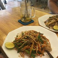 Pad Thai und Eistee at Vegan Family Restaurant in Ho Chi Minh City