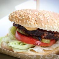 beefless burger at Veganio in Prague