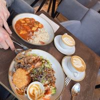 Buddha Bowl & Gulasch 😍  at Nordvegan in Oslo