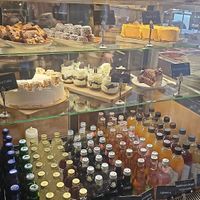 Great selection of cakes and drinks at Nordvegan in Oslo