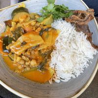 Indian curry with fried oyster mushrooms  at Nordvegan in Oslo