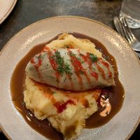 Kålruletter and roast potato and gravy (it was like Shepard's pie to me) at Nordvegan in Oslo