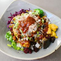 Udon Buddha bowl at Nordvegan in Oslo