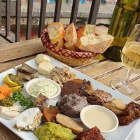 Assiette de dégustation at Le Faitout Vegan in Paris