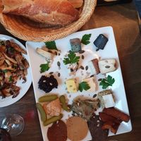 Cheese, bread and mushrooms. Life is good! at Le Faitout Vegan in Paris