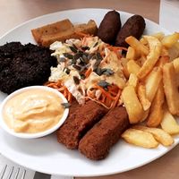 hot tapas mix at Le Faitout Vegan in Paris