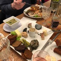 Charcuterie and cheese board at Le Faitout Vegan in Paris