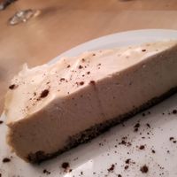 Cheesecakes chocolat blanc at Le Faitout Vegan in Paris