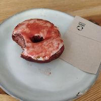 Donut - Red velvet at Full Circle - Zuid in Ghent