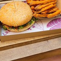  at Las Vegan's - Kazinczy Trailer in Budapest