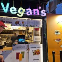  at Las Vegan's - Kazinczy Trailer in Budapest