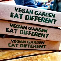 Packaging for food at Las Vegan's - Kazinczy Trailer in Budapest