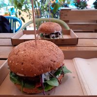 Magic Mushroom burgers 😋 at Las Vegan's - Kazinczy Trailer in Budapest