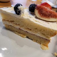 English Sponge Cake at Holy Cow in Edinburgh