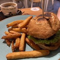 Quarter pounder burgerr  at Holy Cow in Edinburgh