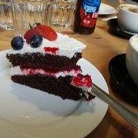 Leckere Kuchen. at Holy Cow in Edinburgh