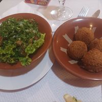 Taboulé et falafel at Layali 24 in Le Mans