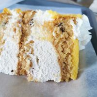 Lemon and cream cake at La Vegana in Sevilla