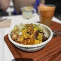  Poke-Bowl with crispy tofu   at So Nat - Bourdaloue in Paris