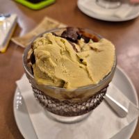 Dark choco and pistachio at Creme de la Creme in Prague