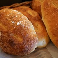 bread at Apelila in Kyoto