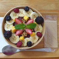 Acai bowl at Cocolo in Kyoto