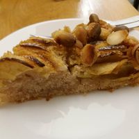 Almond and apple pie at Un'Altra Idea in Bologna