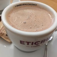 Hot chocolate with almond milk at Un'Altra Idea in Bologna