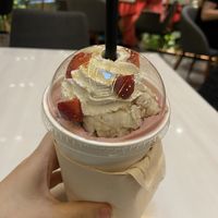 Strawberry cheesecake milkshake  at Veganerie - Ratchathewi in Bangkok