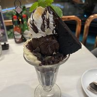 Death by chocolate sundae   at Veganerie - Ratchathewi in Bangkok