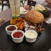 Mushroom burger at Veganerie - Ratchathewi in Bangkok