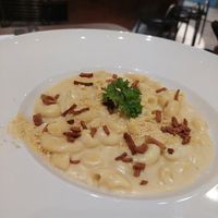 Mac and cheese at Veganerie - Ratchathewi in Bangkok