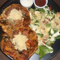 Veganerie pizza set  at Veganerie - Ratchathewi in Bangkok