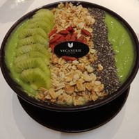 The kale kiwi smoothie bowl at Veganerie - Ratchathewi in Bangkok