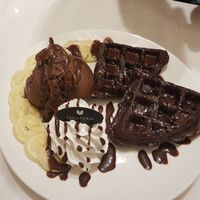 We came back 4 times for desserts 😋 at Veganerie - Ratchathewi in Bangkok