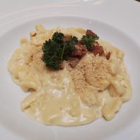 Mac and cheese 🧀 at Veganerie - Ratchathewi in Bangkok
