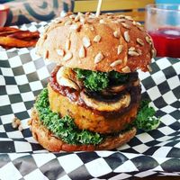 Love Burger (vegan) sweet potato/lentils/mushroom/peanut sauce at Max & Bee Juicery in Willemstad