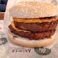 Nunki Duplo: duplamente delicioso 😋 at Ahimsa Burgers in Florianopolis