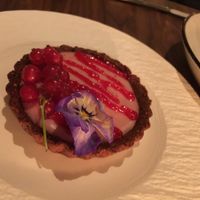 Red currant tart with gingerbread crust at Avelo in Toronto