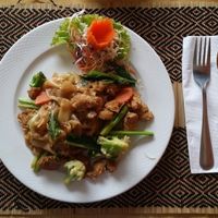 pad see ew at Vegan Heaven in Chiang Mai