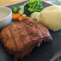 Steak with mashed patatoes at Vegan Heaven in Chiang Mai