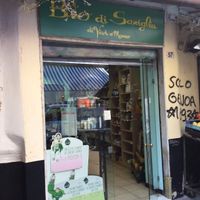 Front door at Il Bio di Soziglia in Genoa