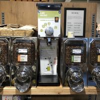 Café bio et équitable en vrac at Färm in Uccle