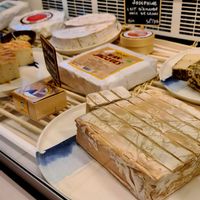  at Jay & Joy in Paris