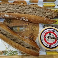 Great roquefort type homemade vegan cheese Joséphine from Jay & Joy at Jay & Joy in Paris