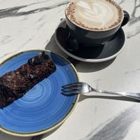 Chai latte and Oreo Biscoff  at Cascara in Bath