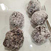 chocolate cookies/cake pops at Vegan Istanbul in Istanbul