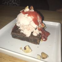 Brownie com sorvete! Incrível  at Mantra Gastronomia e Arte in Porto Alegre